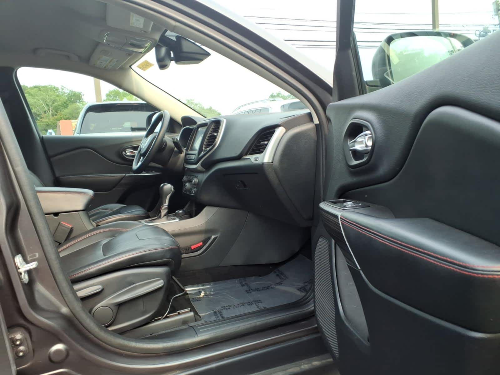 Used 2014 Jeep Cherokee SUV