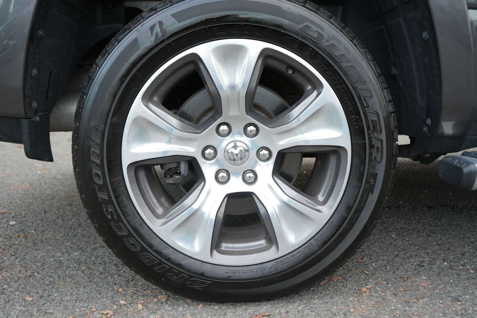 2022 RAM Ram 1500 Pickup Laramie - Photo 23