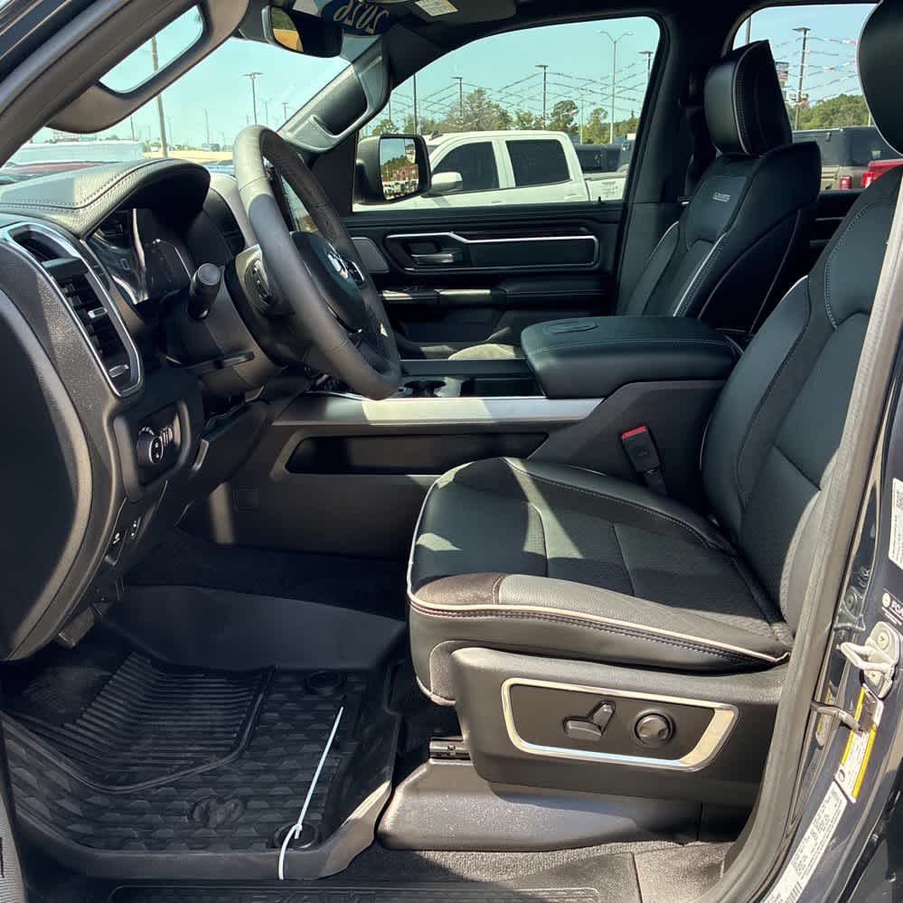 2026 RAM Ram 1500 Pickup Laramie - Photo 17