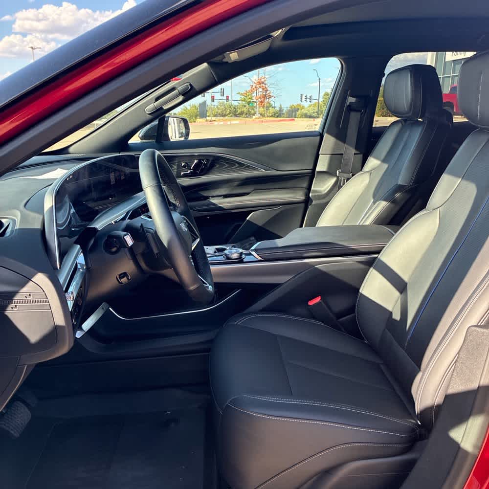 Used 2025 Cadillac LYRIQ SUV