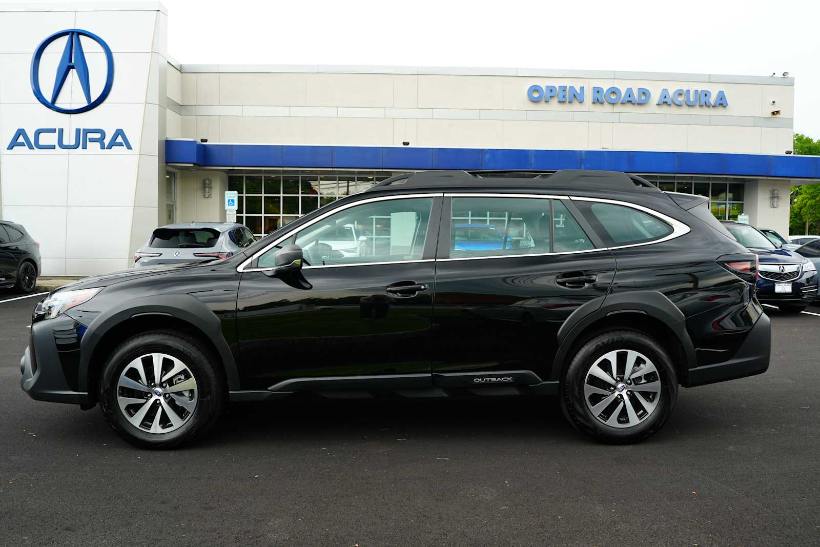 Used 2025 Subaru Outback SUV