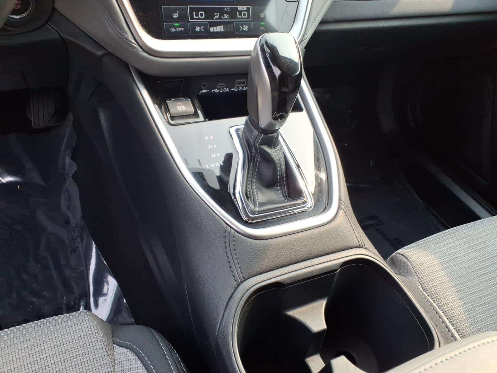 2025 Subaru Outback Premium - Photo 13
