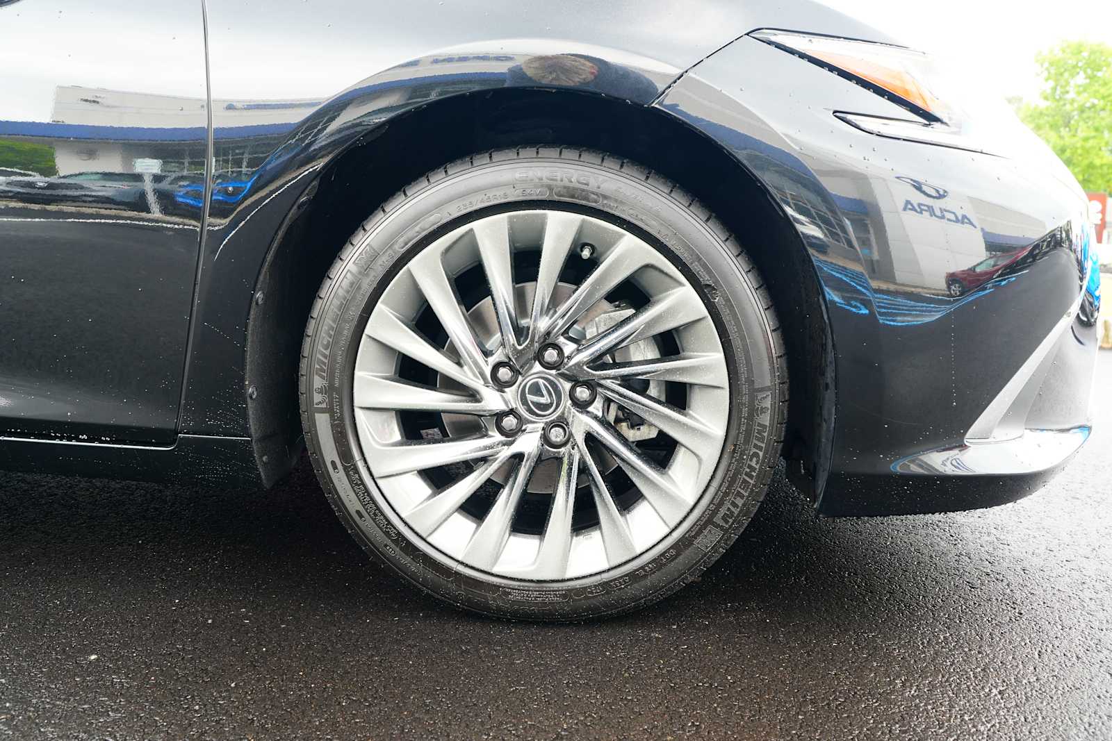 Used 2024 Lexus ES 350 Sedan