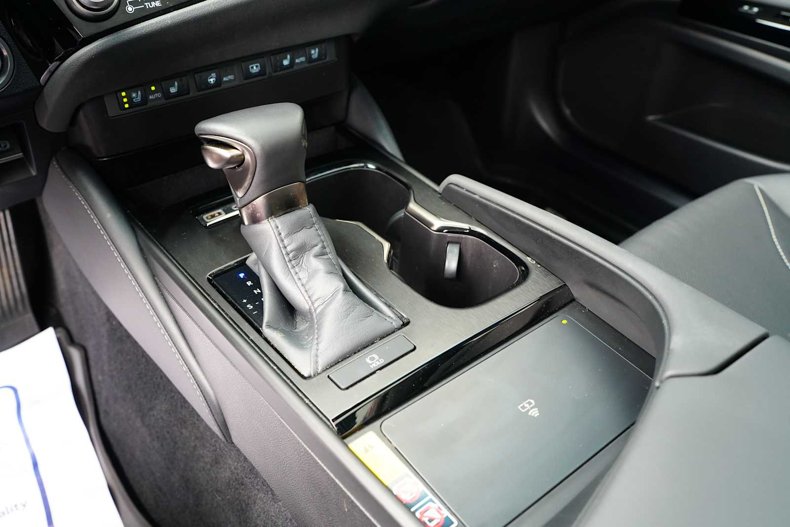 Used 2024 Lexus ES 350 Sedan
