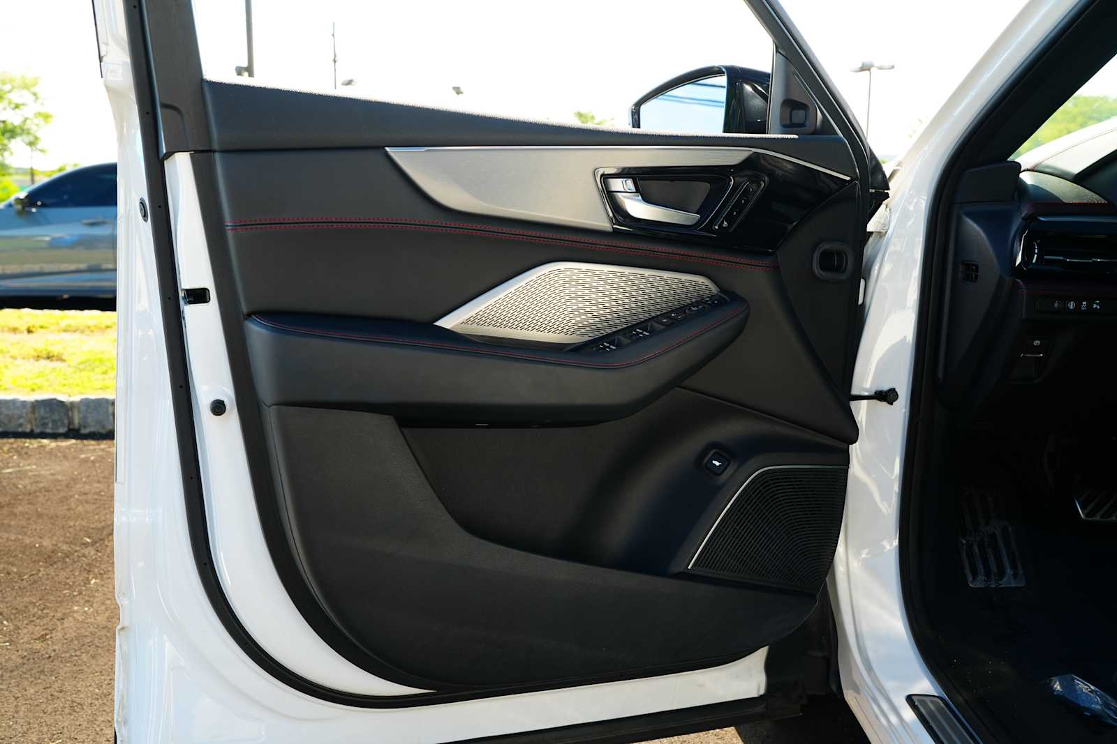 2023 Acura MDX A-Spec Package - Photo 14