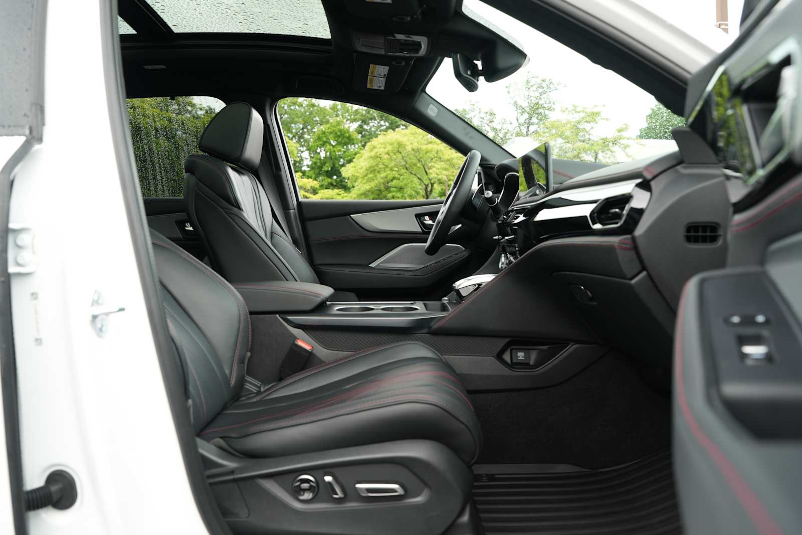 2026 Acura MDX A-spec w/Advance Package - Photo 29