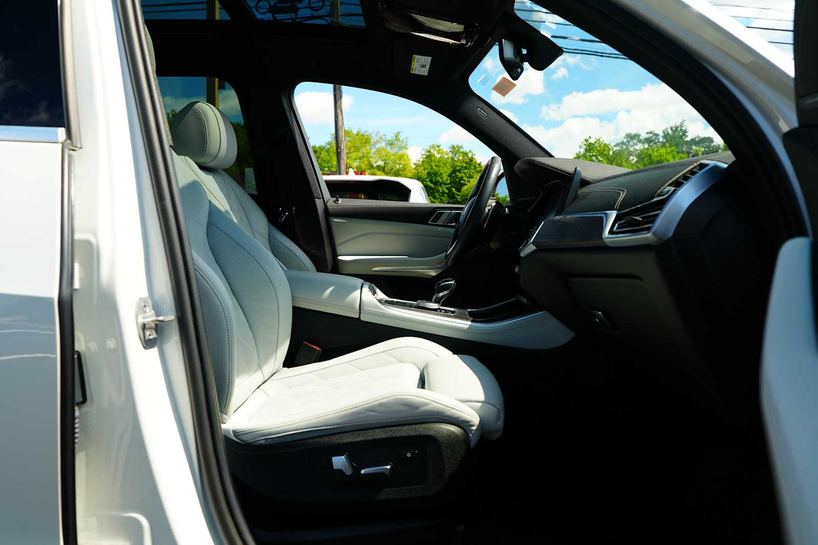 Used 2023 BMW X5 xDrive40i SUV