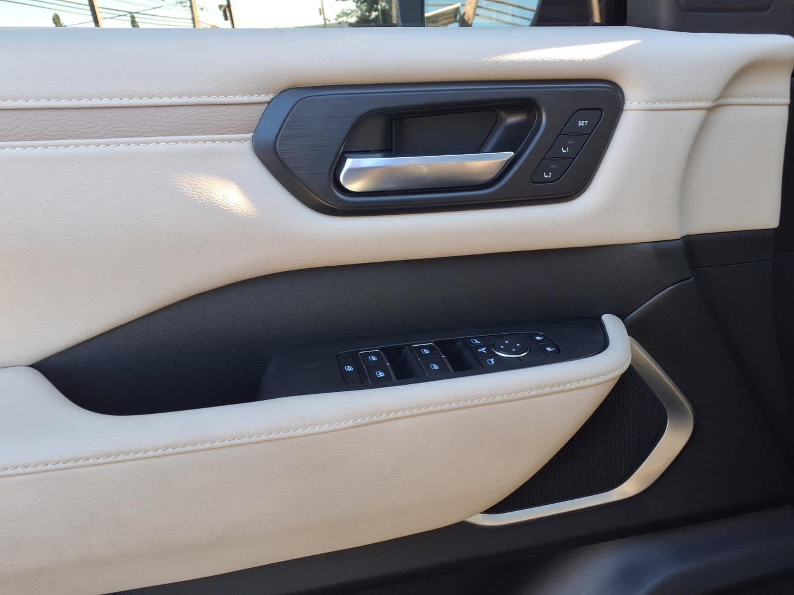 Used 2025 Nissan Armada SUV