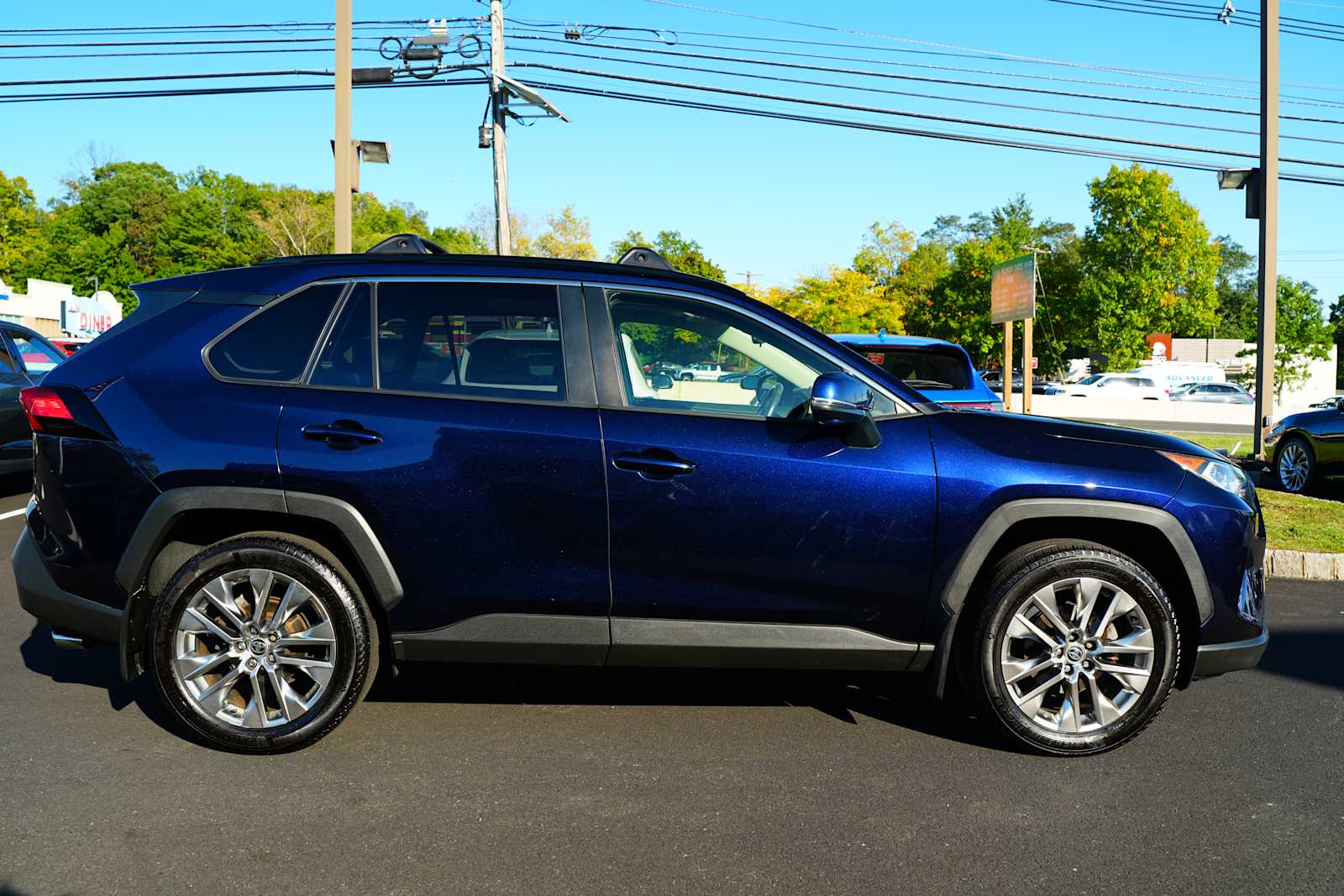 Used 2021 Toyota RAV4 SUV