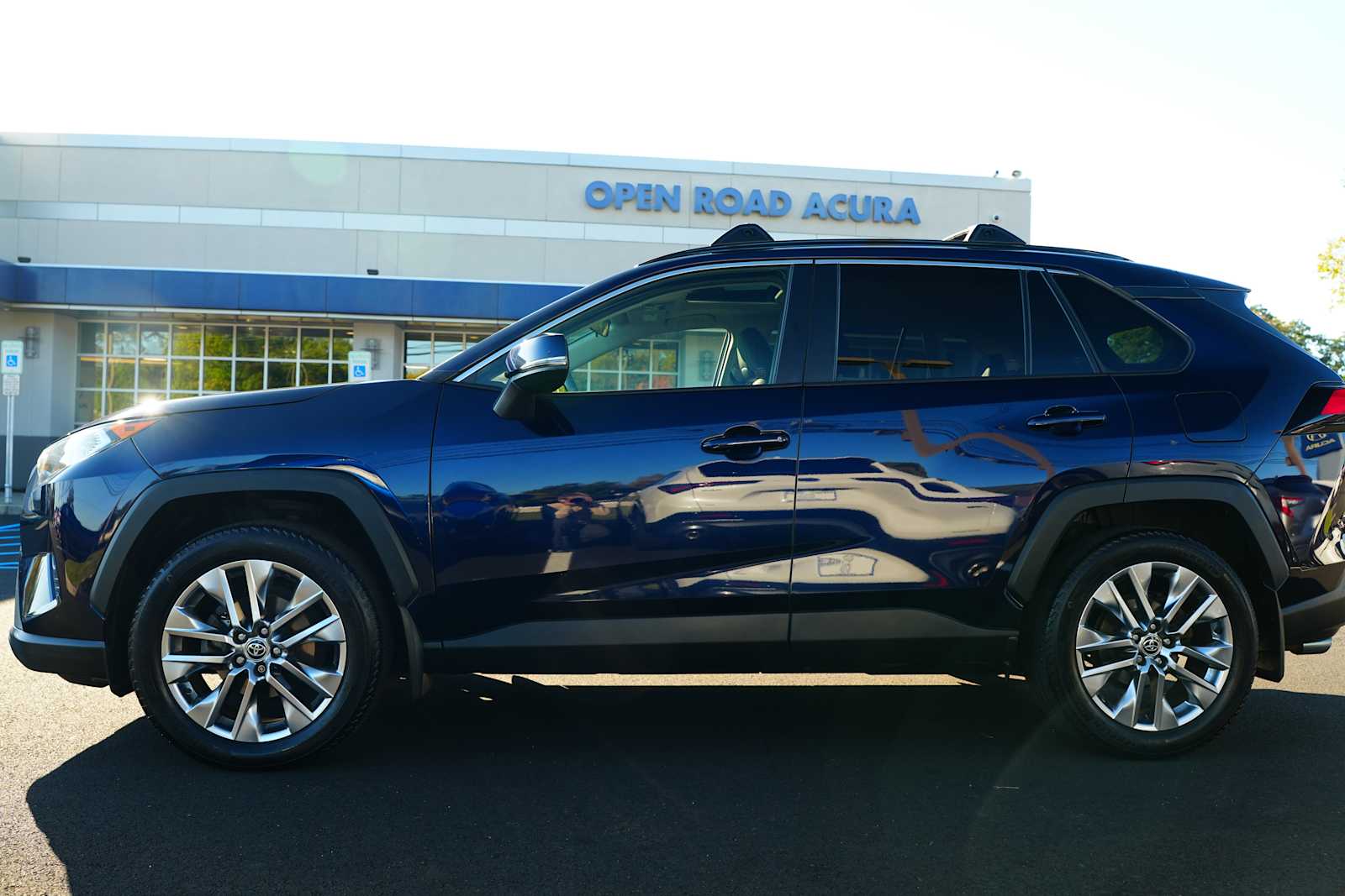 Used 2021 Toyota RAV4 SUV