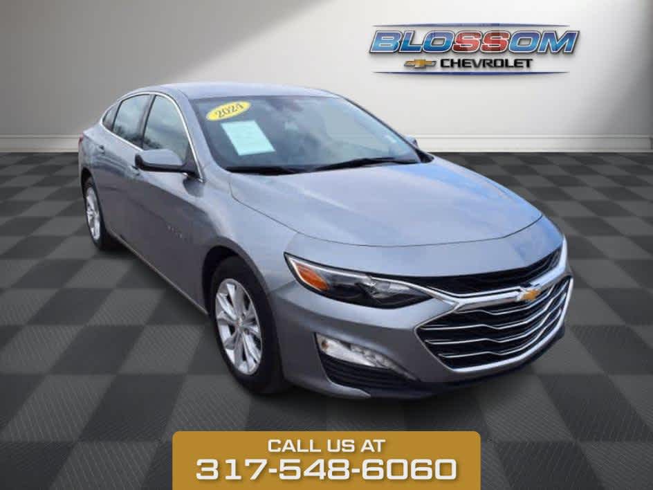 2024 Sterling Gray Metallic Chevrolet Malibu LT FWD Sedan