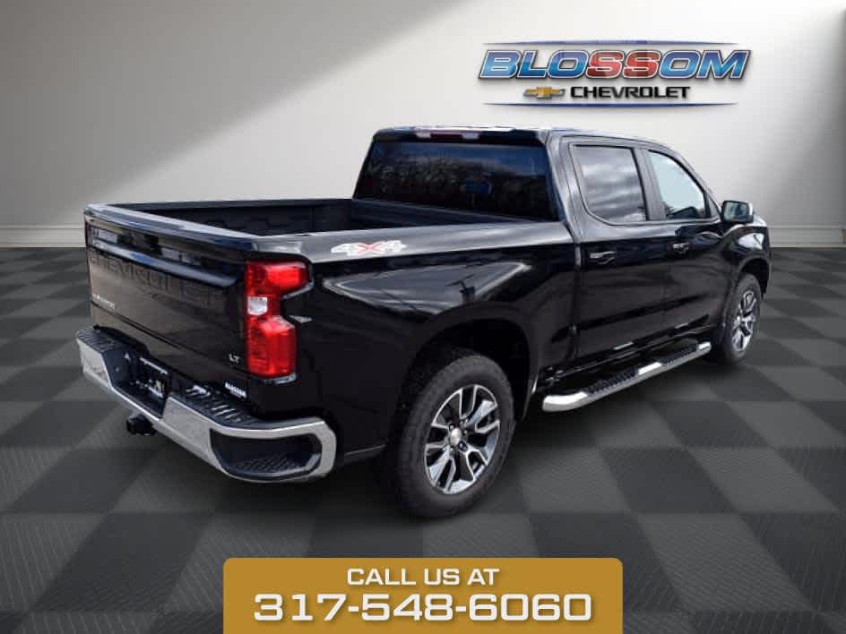 2022 Black Chevrolet Silverado 1500 LT 4X4 Truck