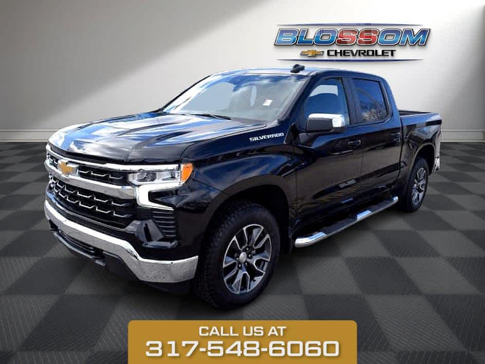 2022 Black Chevrolet Silverado 1500 LT 4X4 Truck