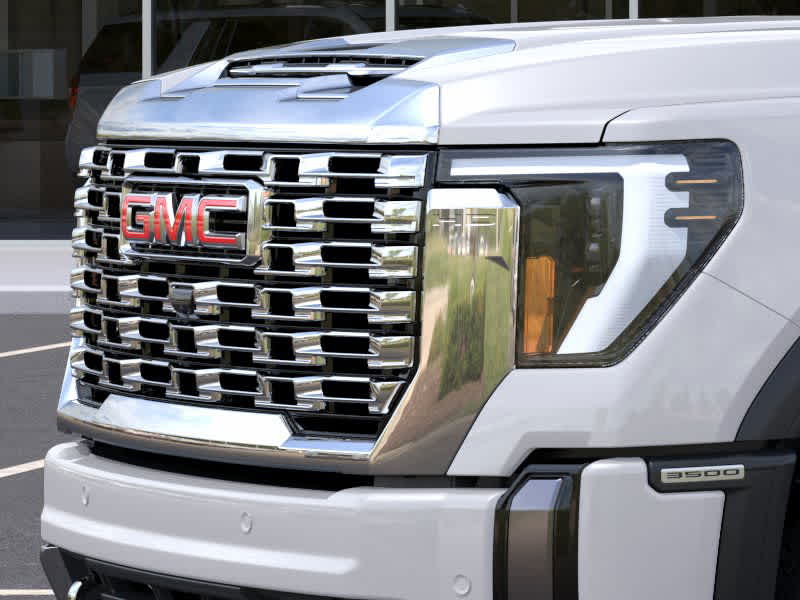 2024 GMC Sierra 3500HD Denali 4WD Crew Cab 159 13