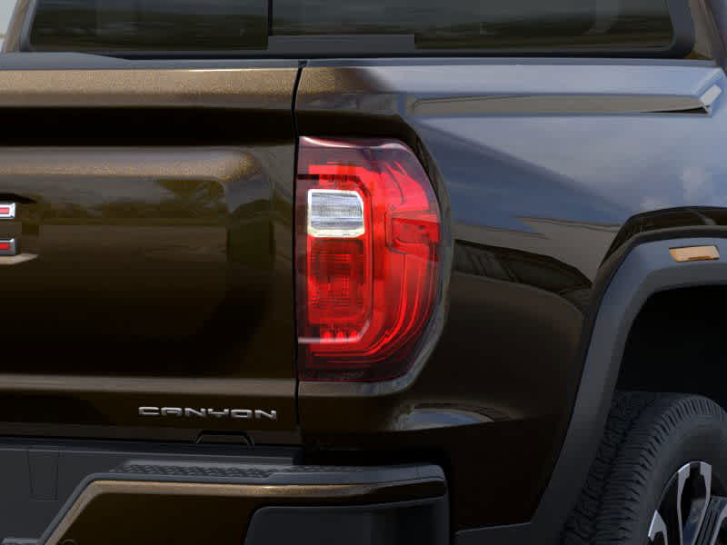 2024 GMC Canyon 4WD Denali Crew Cab 11