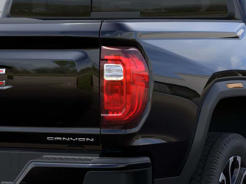 2024 GMC Canyon 4WD Denali Crew Cab 11