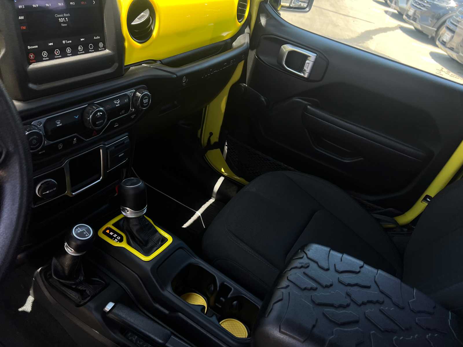 2022 Jeep Wrangler Sport