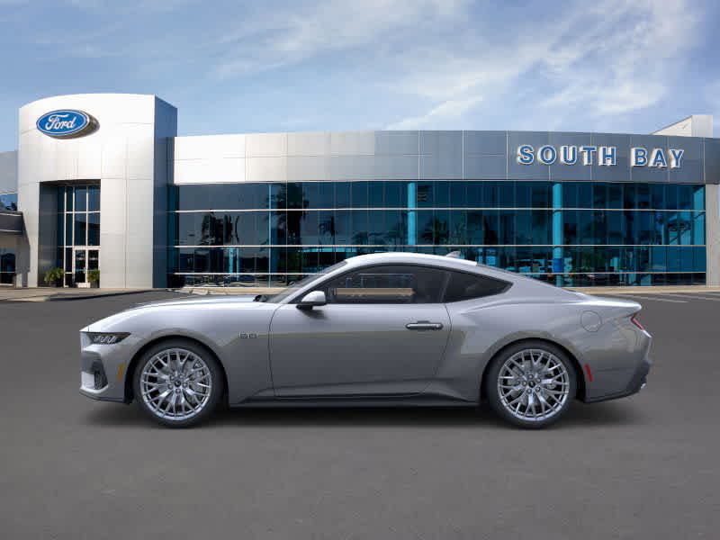 2025 Ford Mustang GT photo 3