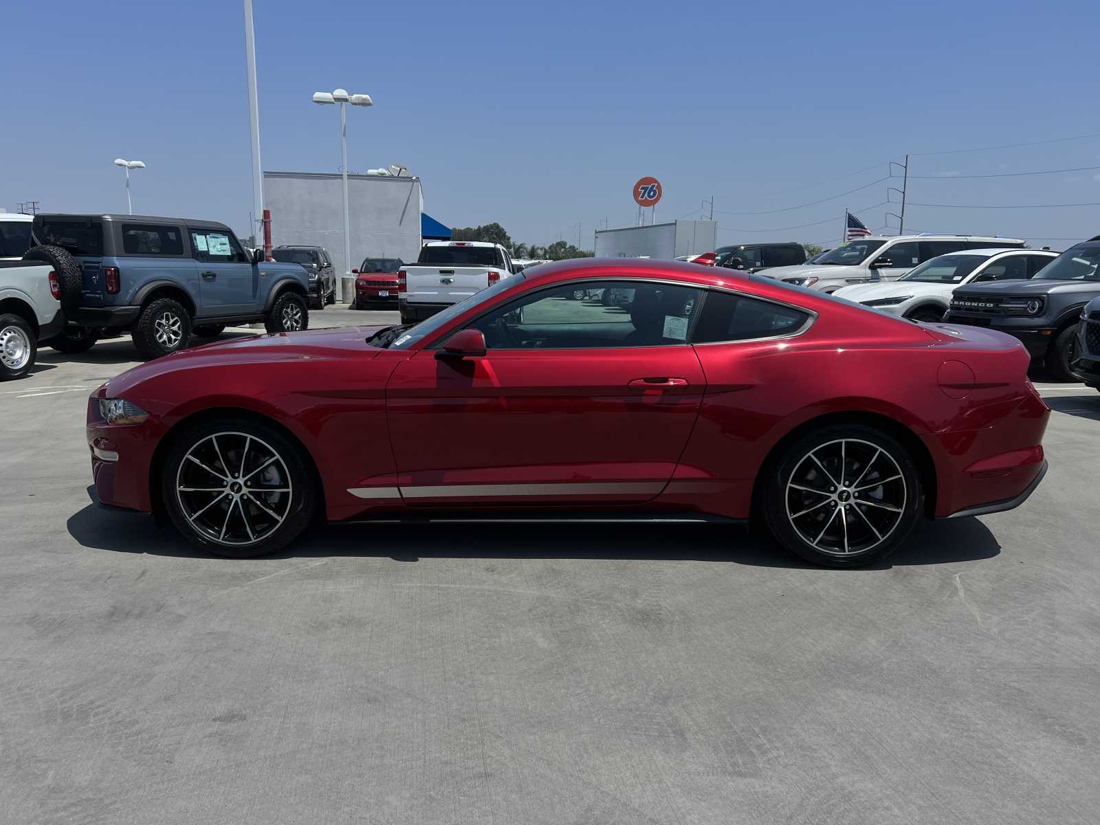 2021 Ford Mustang EcoBoost