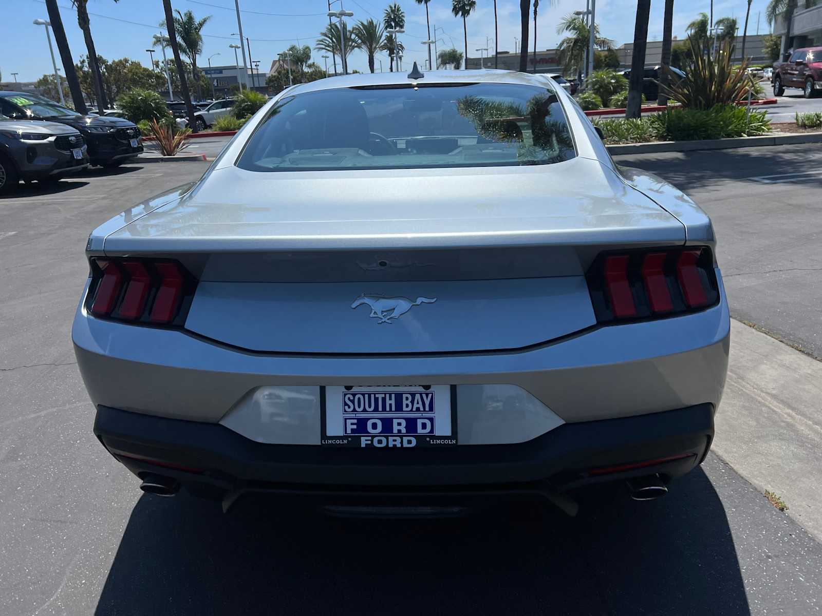 2025 Ford Mustang EcoBoost photo 4