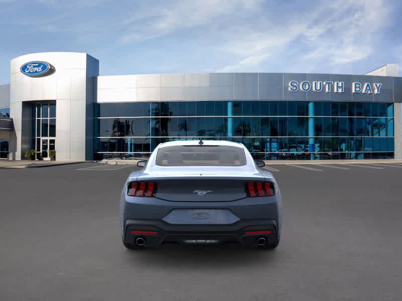 2025 Ford Mustang EcoBoost photo 4