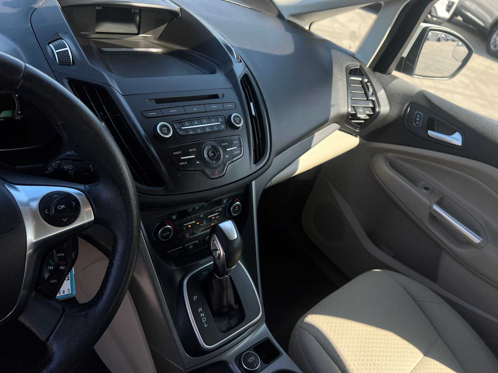 2017 Ford C-Max Hybrid SE
