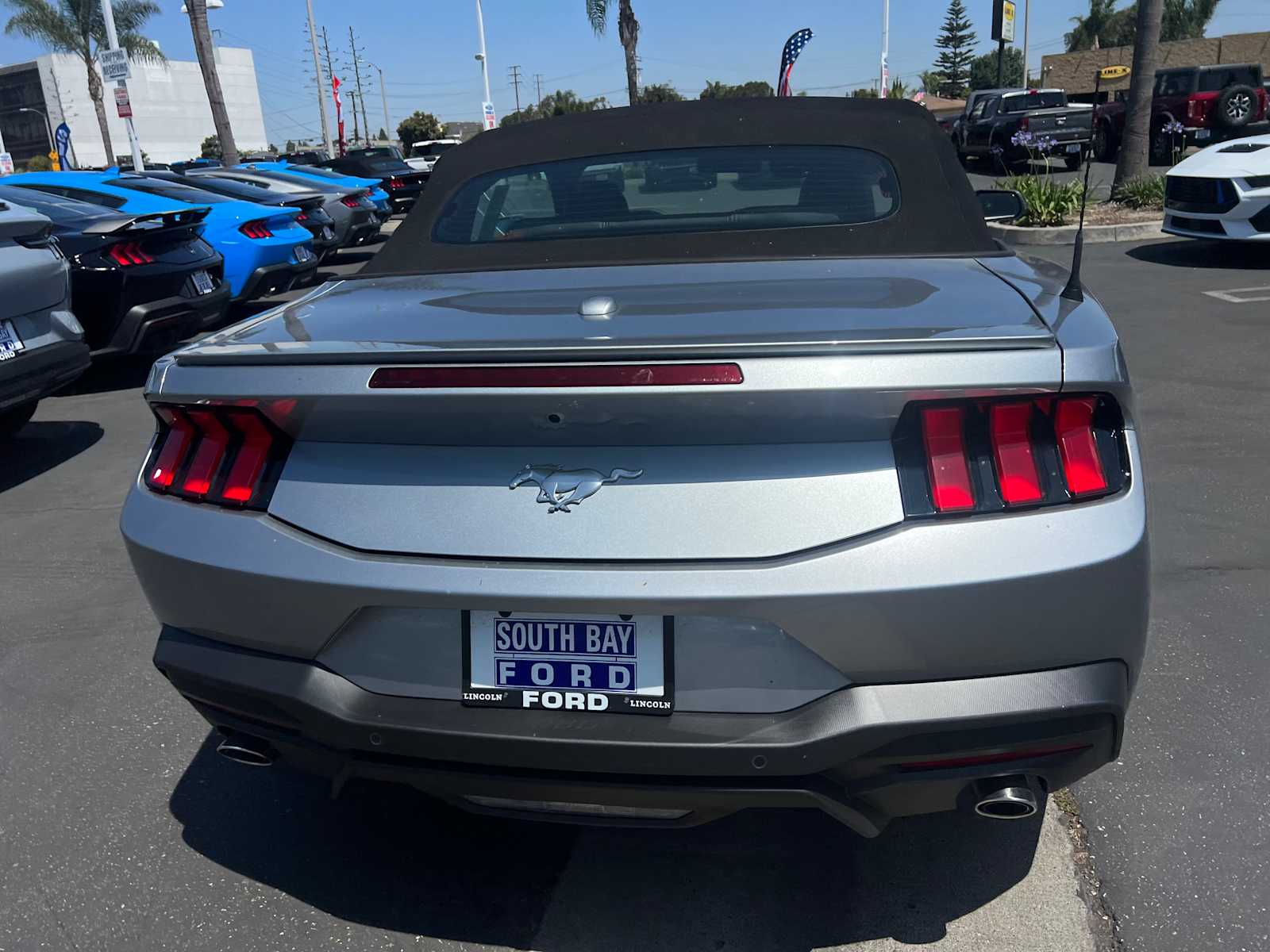 2025 Ford Mustang 