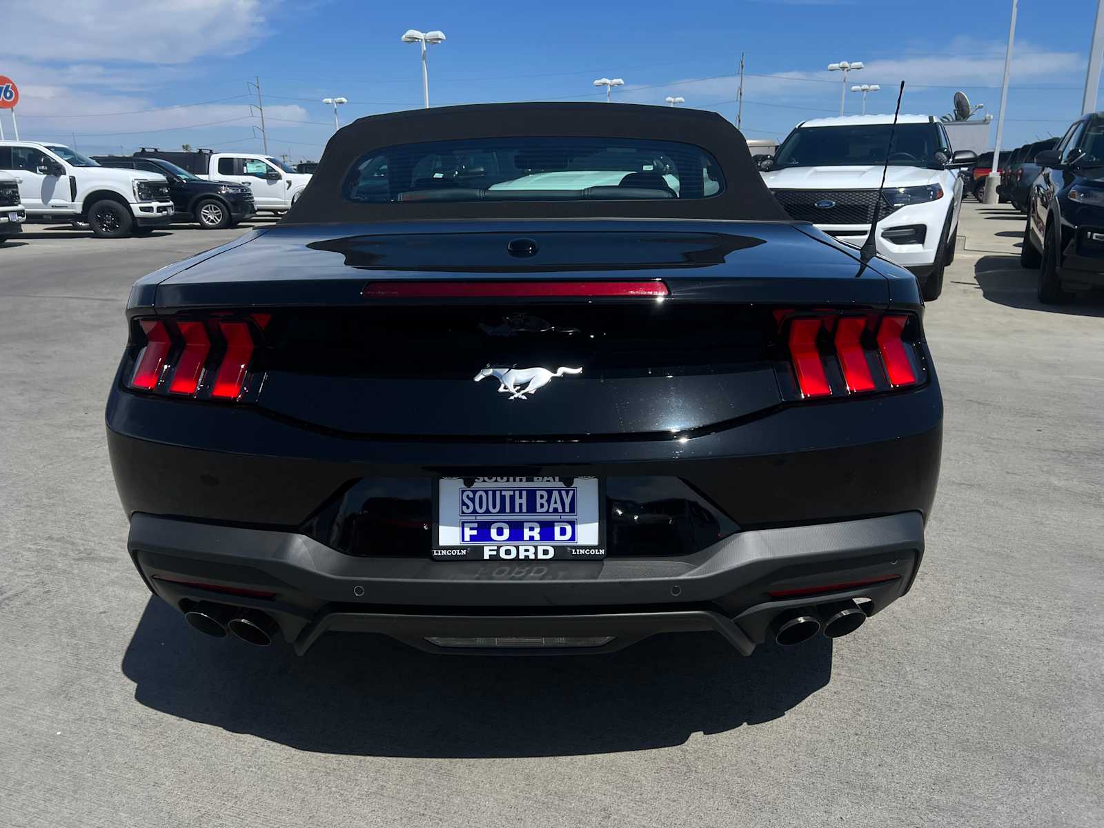 2025 Ford Mustang 