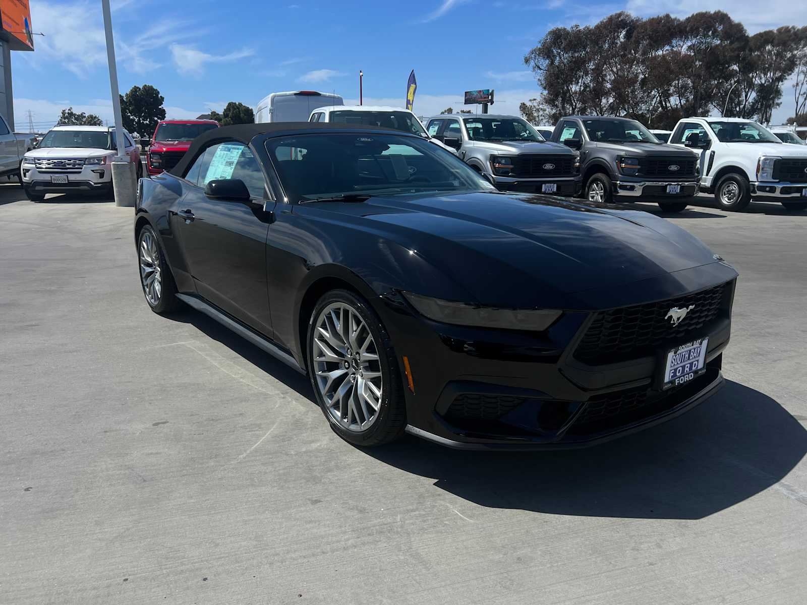 2025 Ford Mustang 