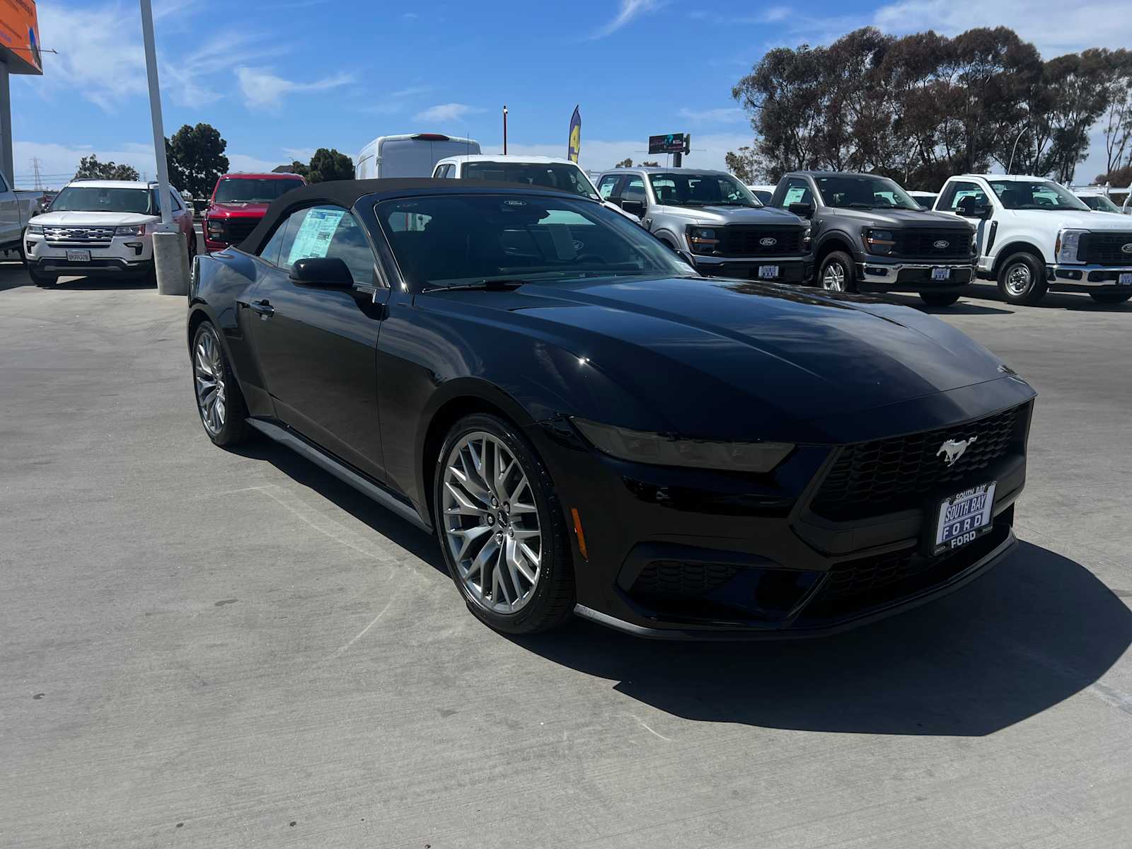 2025 Ford Mustang 