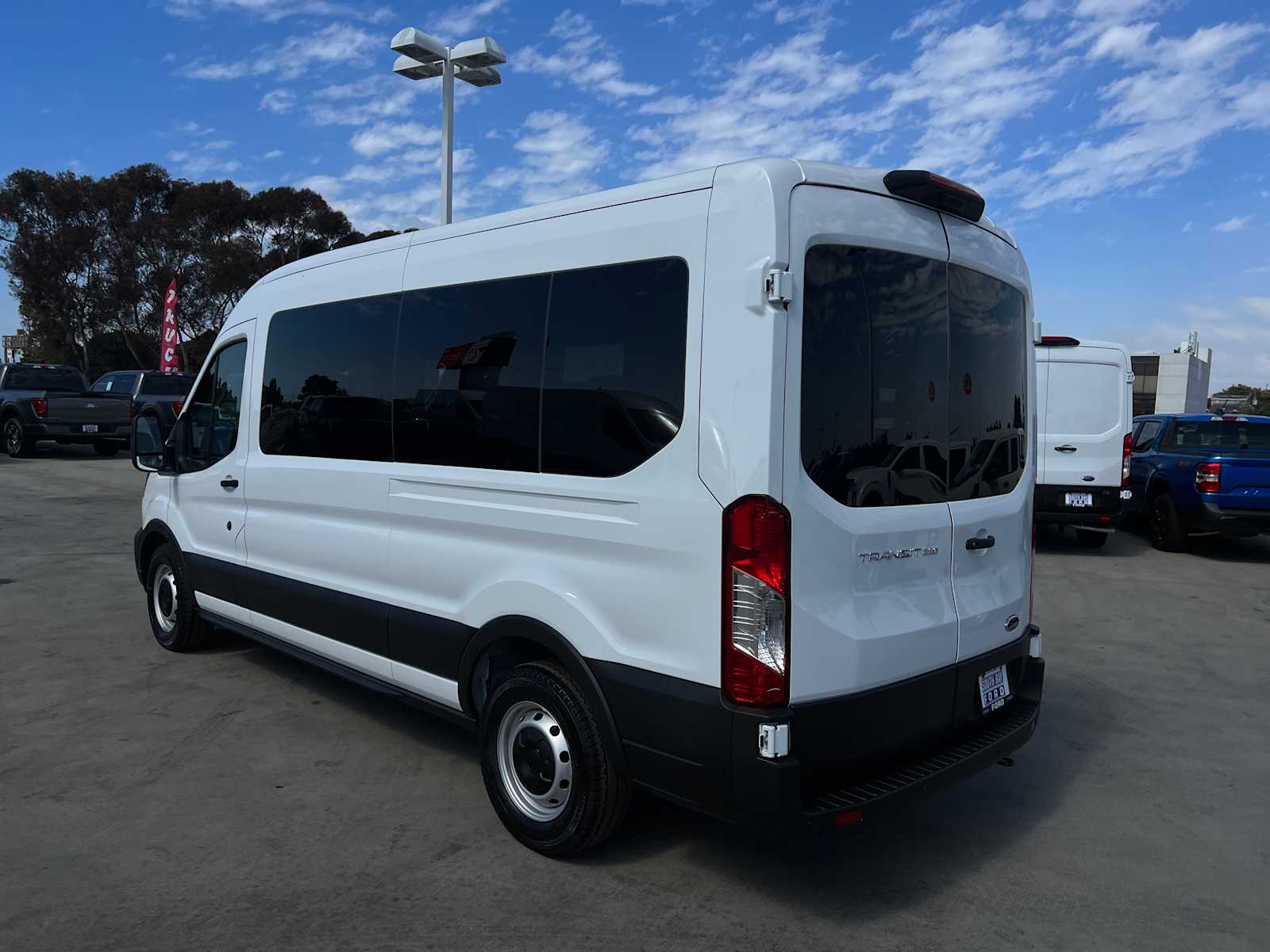 2025 Ford Transit Passenger XL 2025 Ford Transit Passenger XL