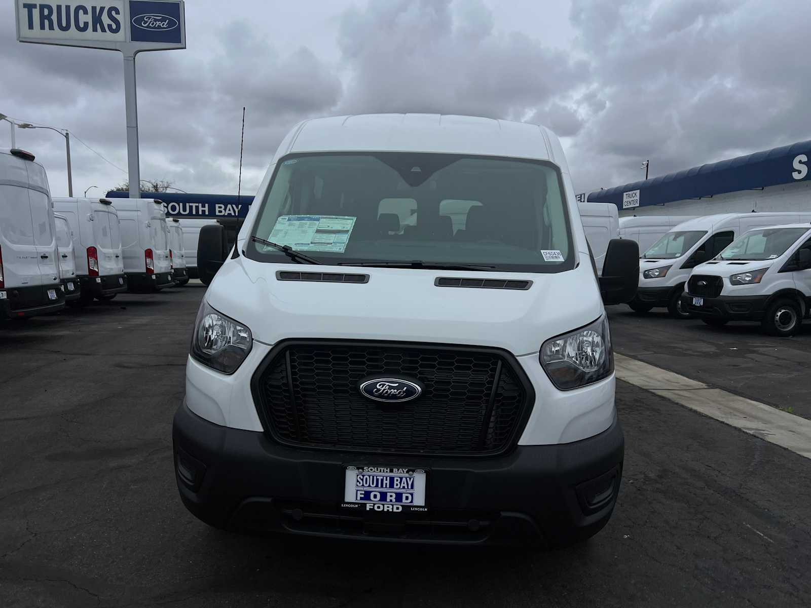 2024 Ford Transit Passenger XL