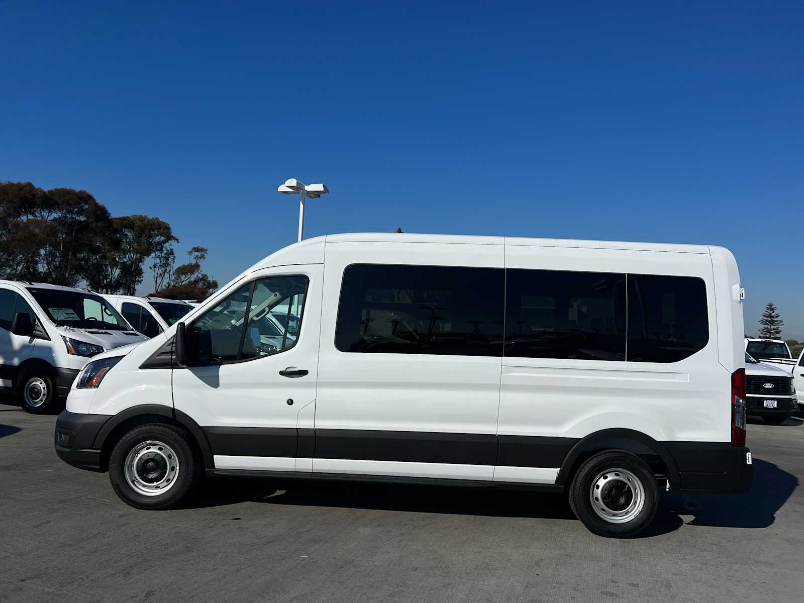 2025 Ford Transit Passenger XL 2025 Ford Transit Passenger XL