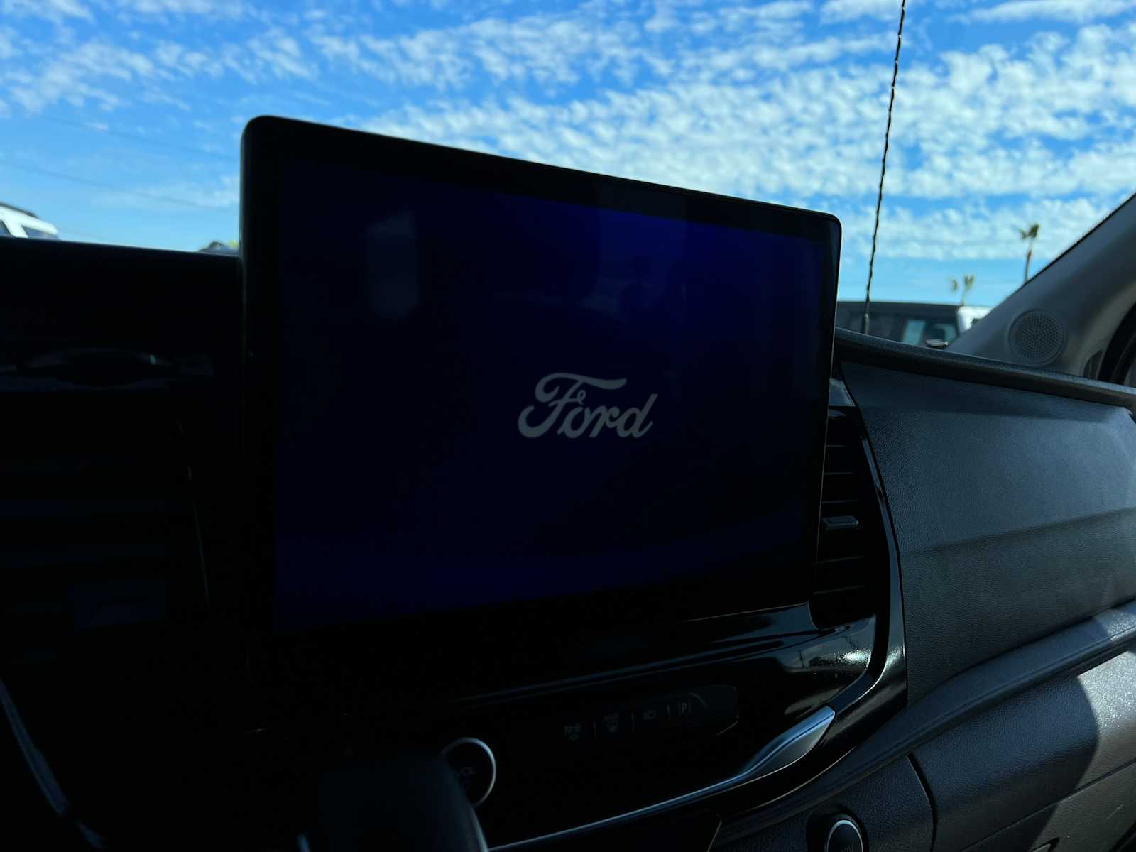 2023 Ford Transit Passenger XLT photo 10