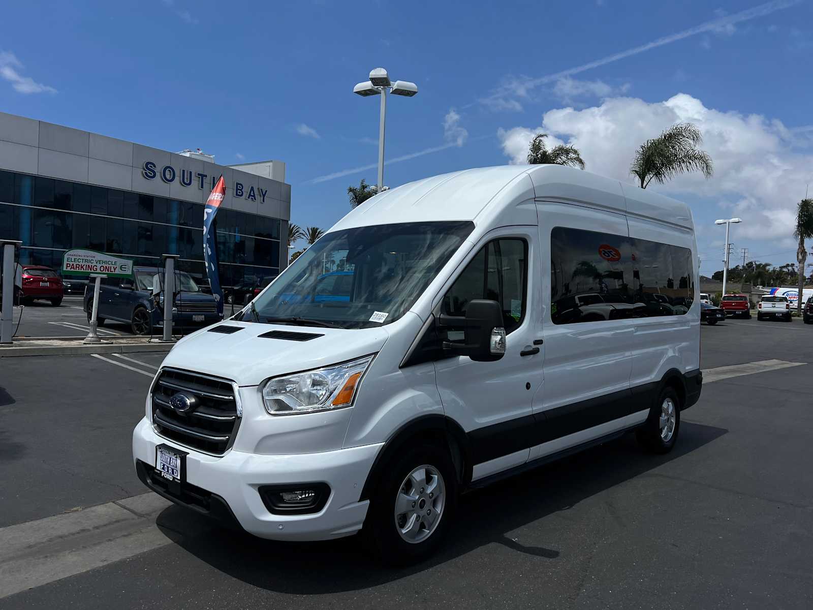 2020 Ford Transit Passenger XLT