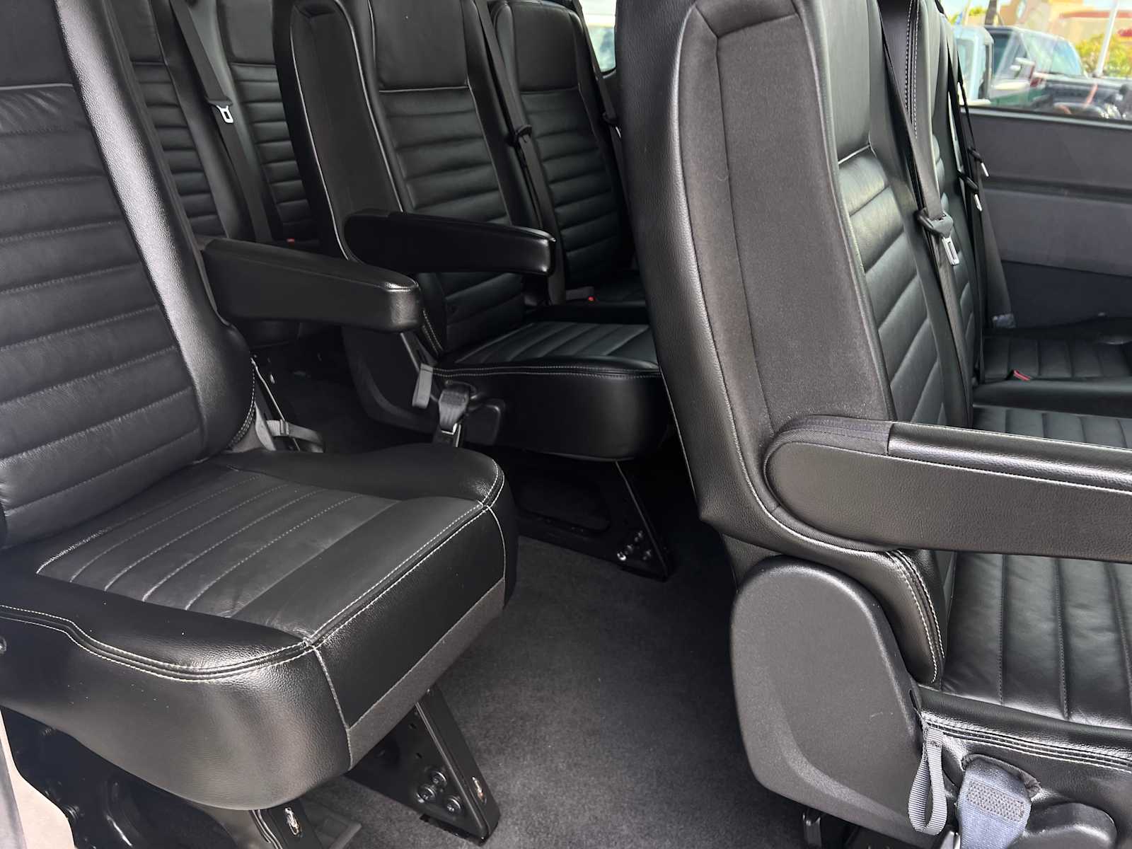 2020 Ford Transit Passenger XLT