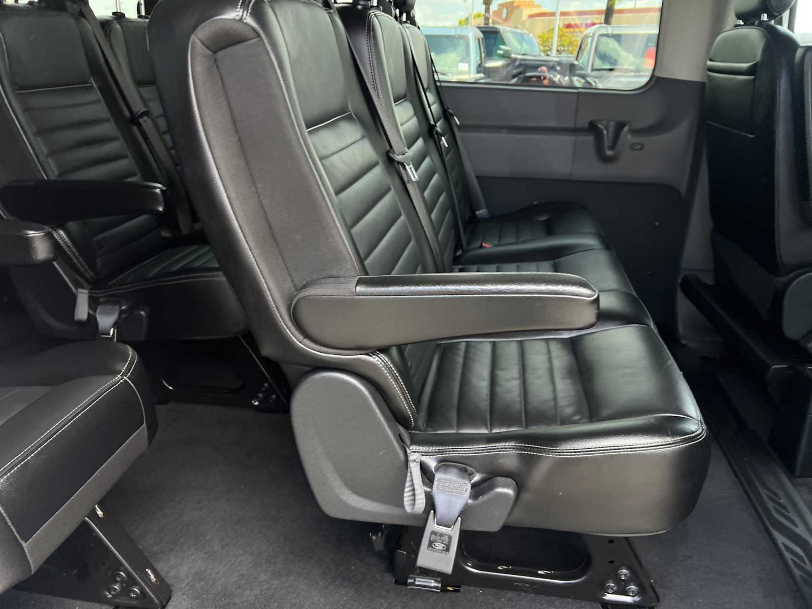 2020 Ford Transit Passenger XLT