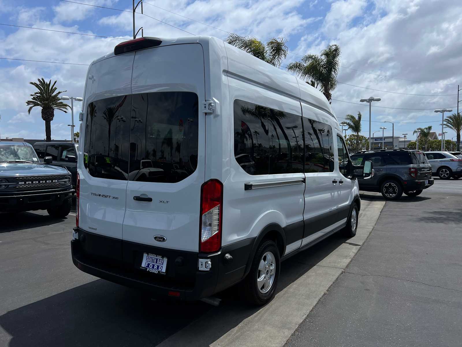 2020 Ford Transit Passenger XLT