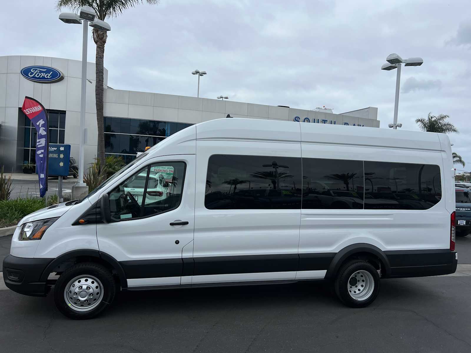 2025 Ford Transit Passenger XL 2025 Ford Transit Passenger XL