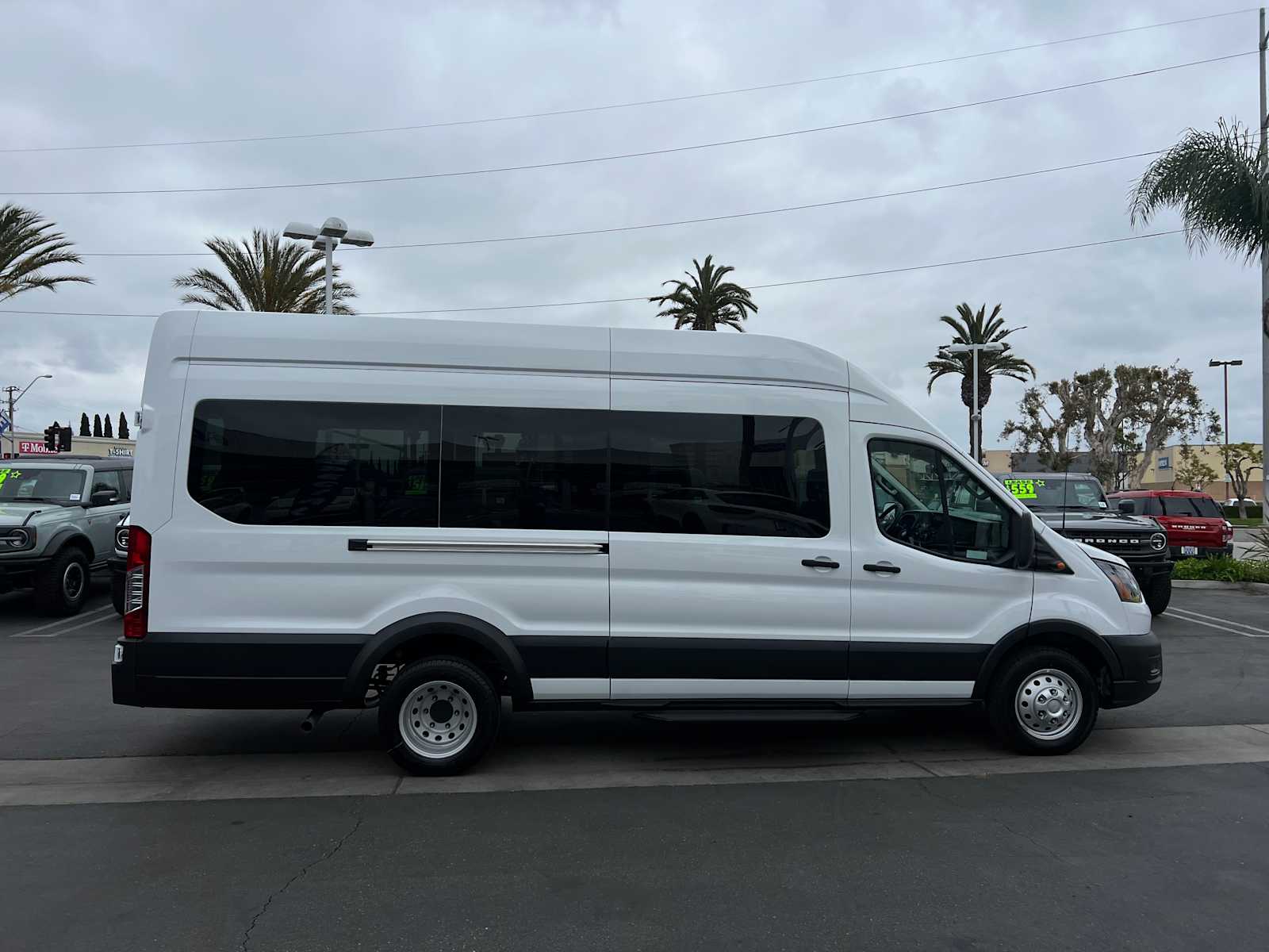 2025 Ford Transit Passenger XL 2025 Ford Transit Passenger XL