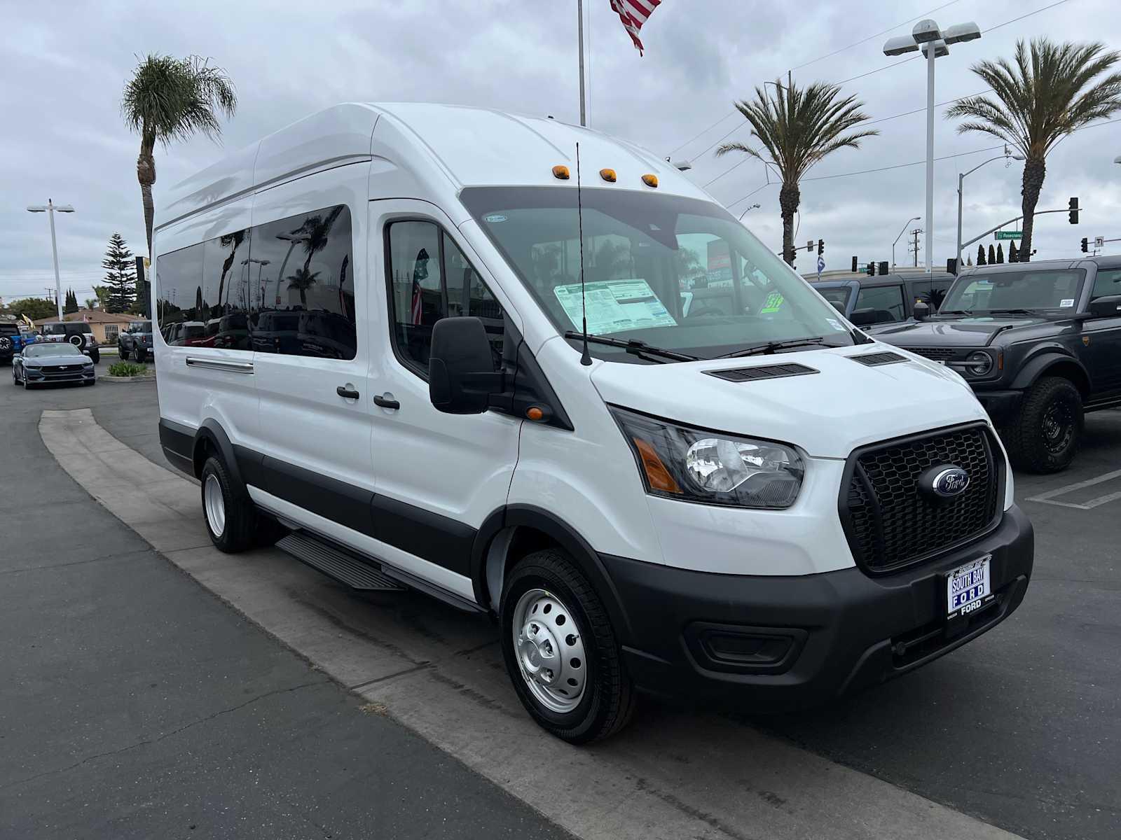 2025 Ford Transit Passenger XL 2025 Ford Transit Passenger XL