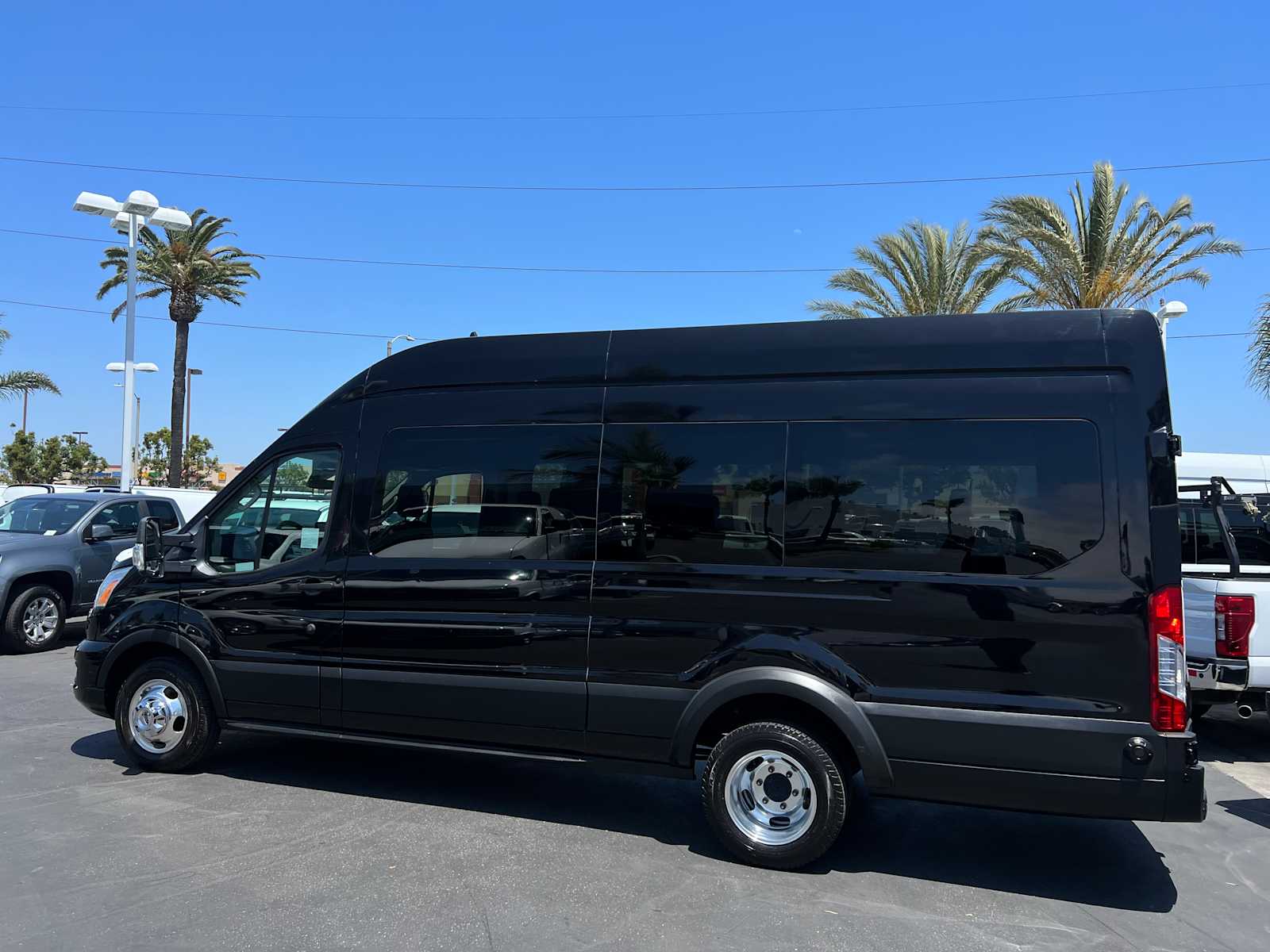 2020 Ford Transit Passenger XLT