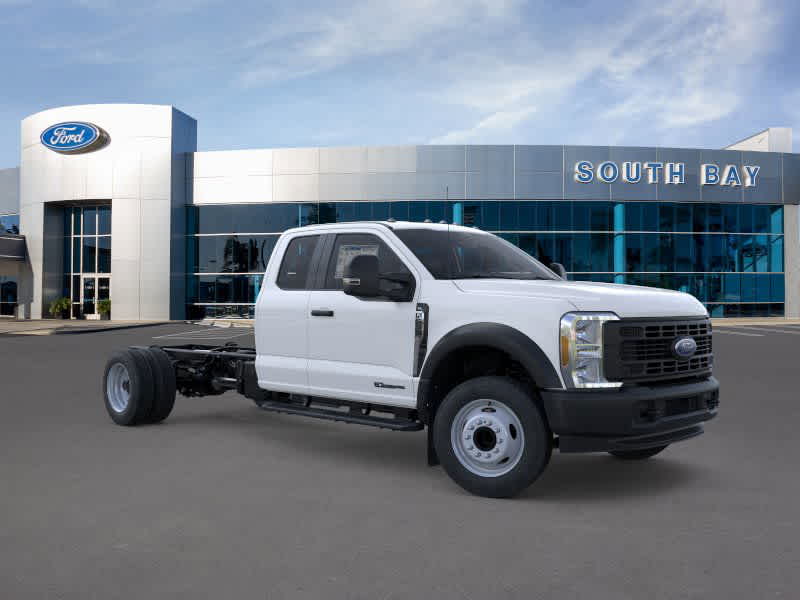 2026 Ford Super Duty F-550 DRW 