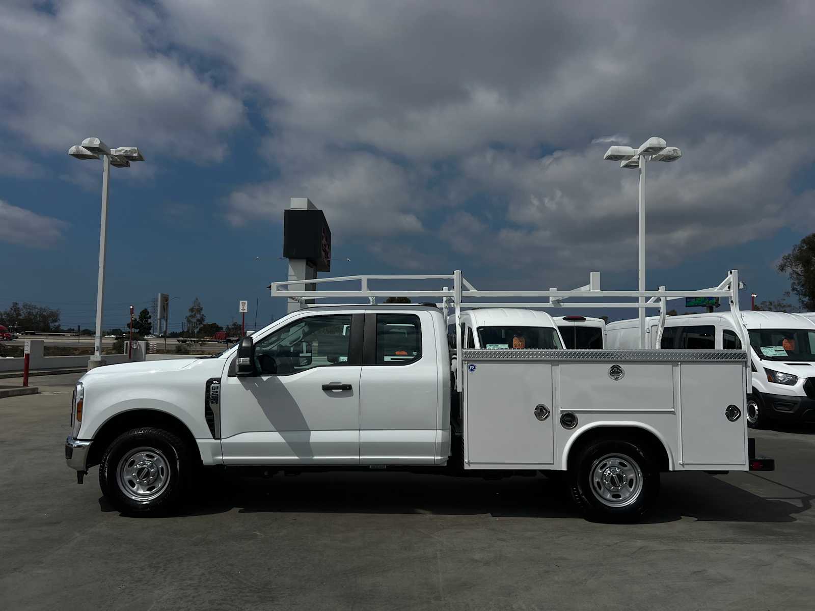 2026 Ford Super Duty F-250 SRW XL