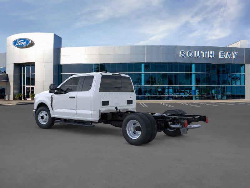 2025 Ford Super Duty F-350 DRW 