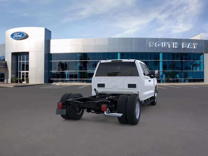 2025 Ford Super Duty F-350 DRW  2025 Ford Super Duty F-350 DRW