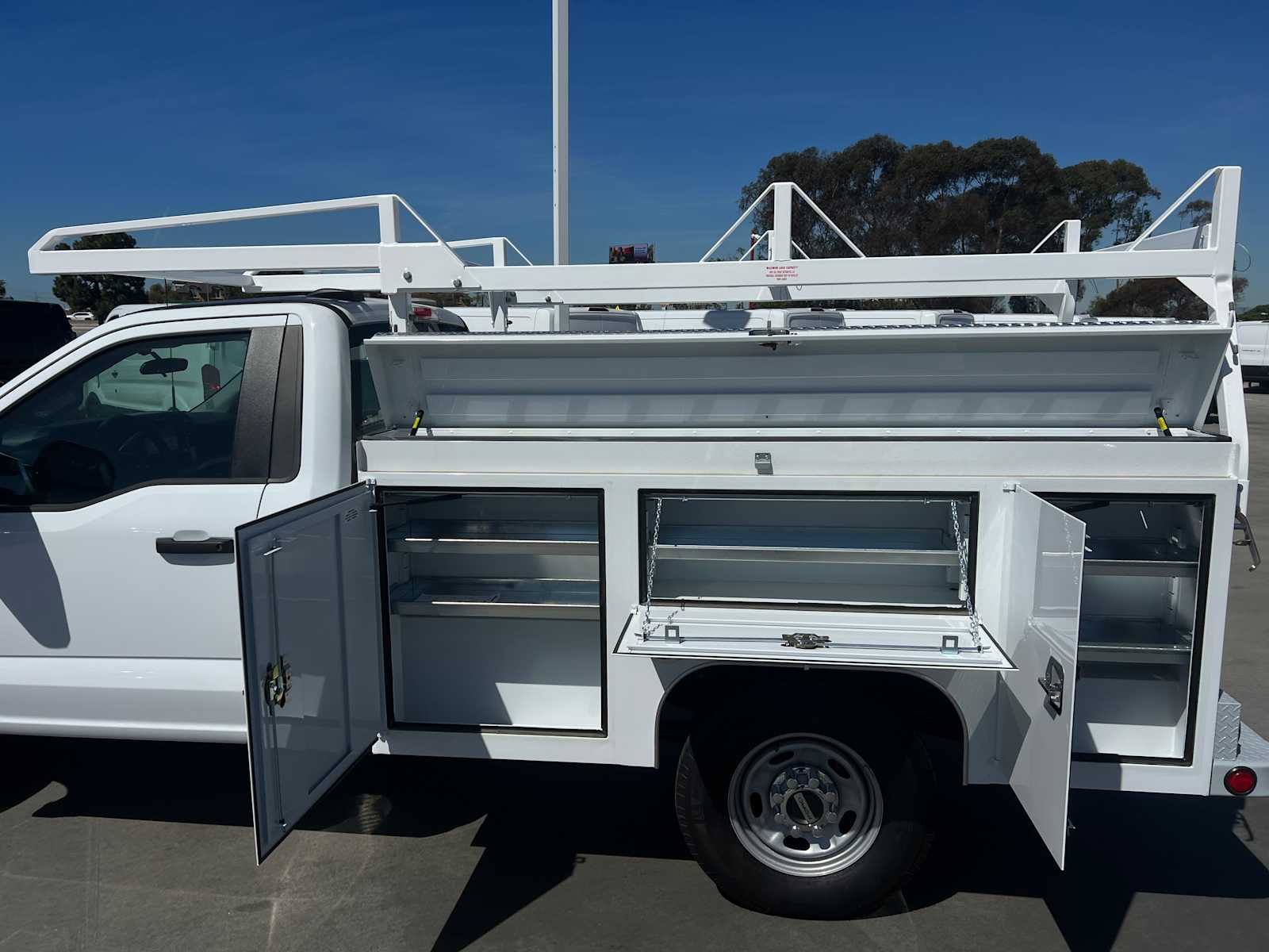 2025 Ford Super Duty F-250 Pickup XL