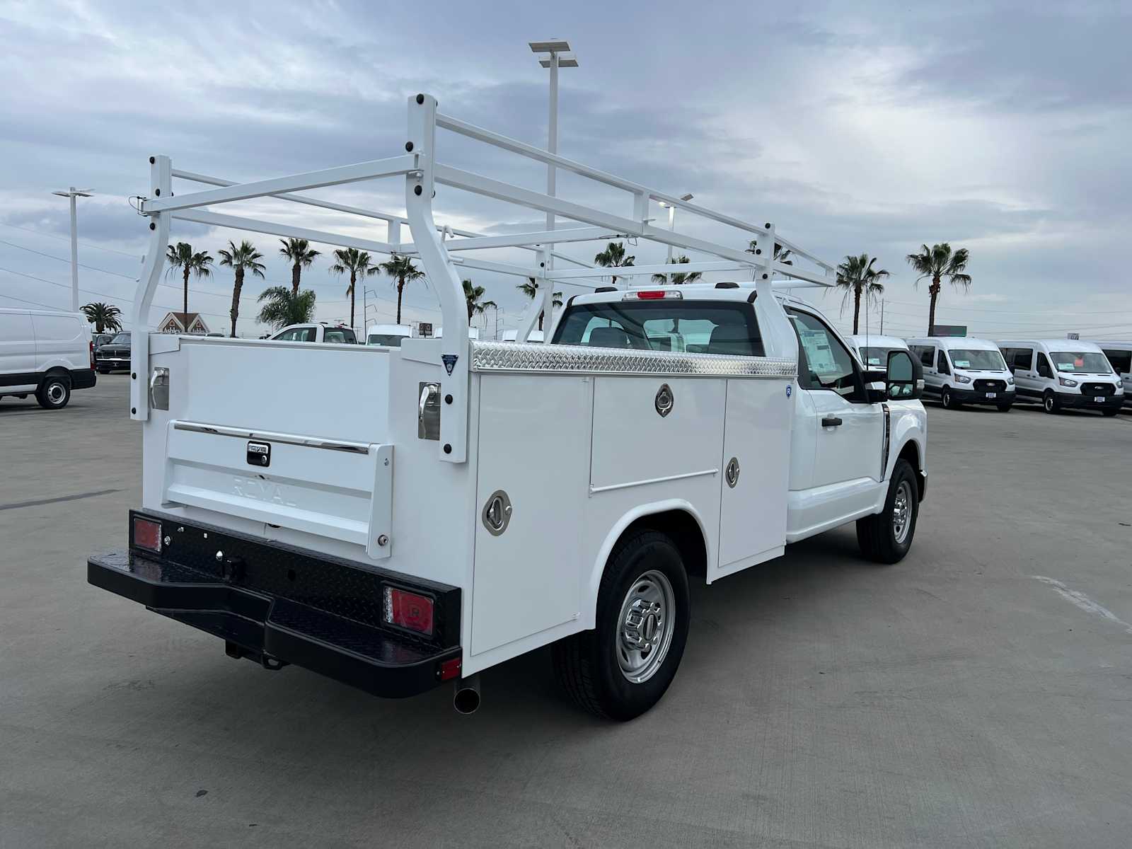 2025 Ford Super Duty F-250 Pickup XL