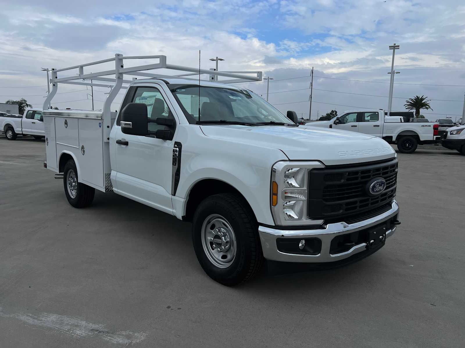 2025 Ford Super Duty F-250 Pickup XL