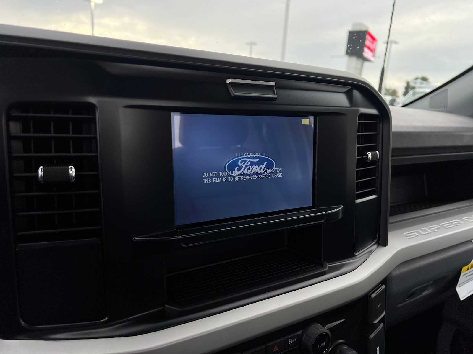 2025 Ford Super Duty F-250 Pickup XL